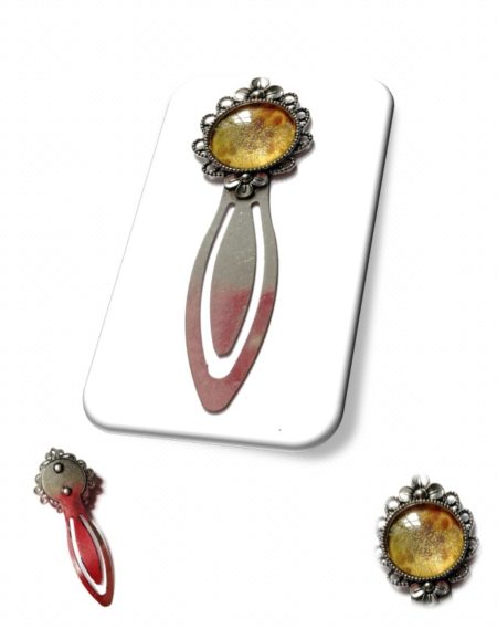 Marque-page couleur argent,et en soie <br> (Réf 609)