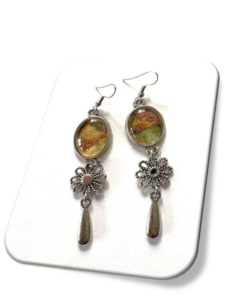 Boucle D'oreille  métal argenté et soie <br> (Réf 04)