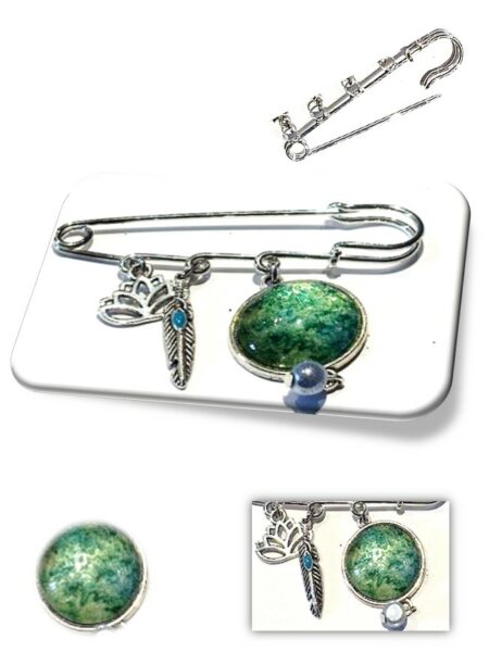 Epingle à nourrice métal argenté en soie et cabochon <br> (Réf 704)